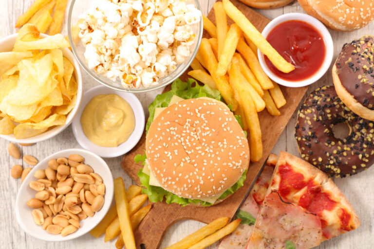 ¿Cómo afecta la comida procesada a la salud?